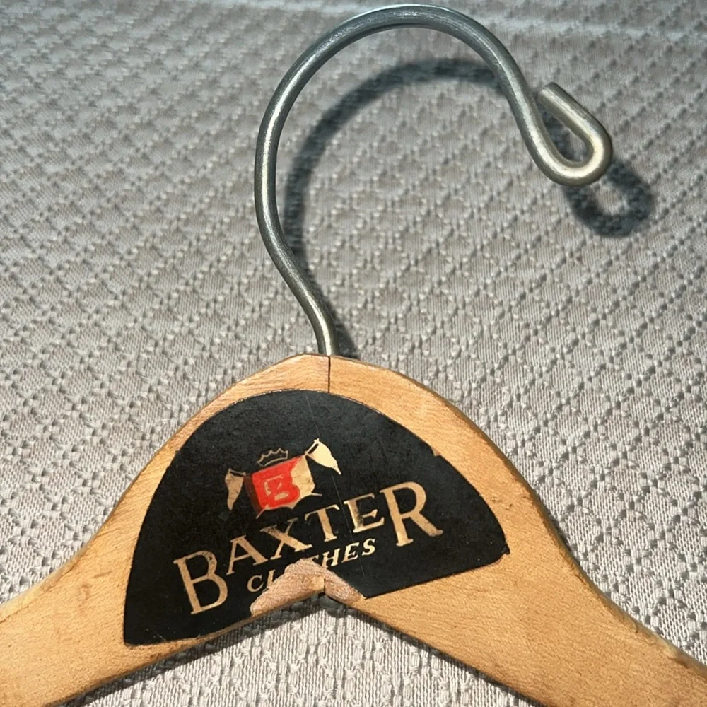 Set of 4 vintage wood pants hanger’s & 1 suit jacket hanger Excellent co…